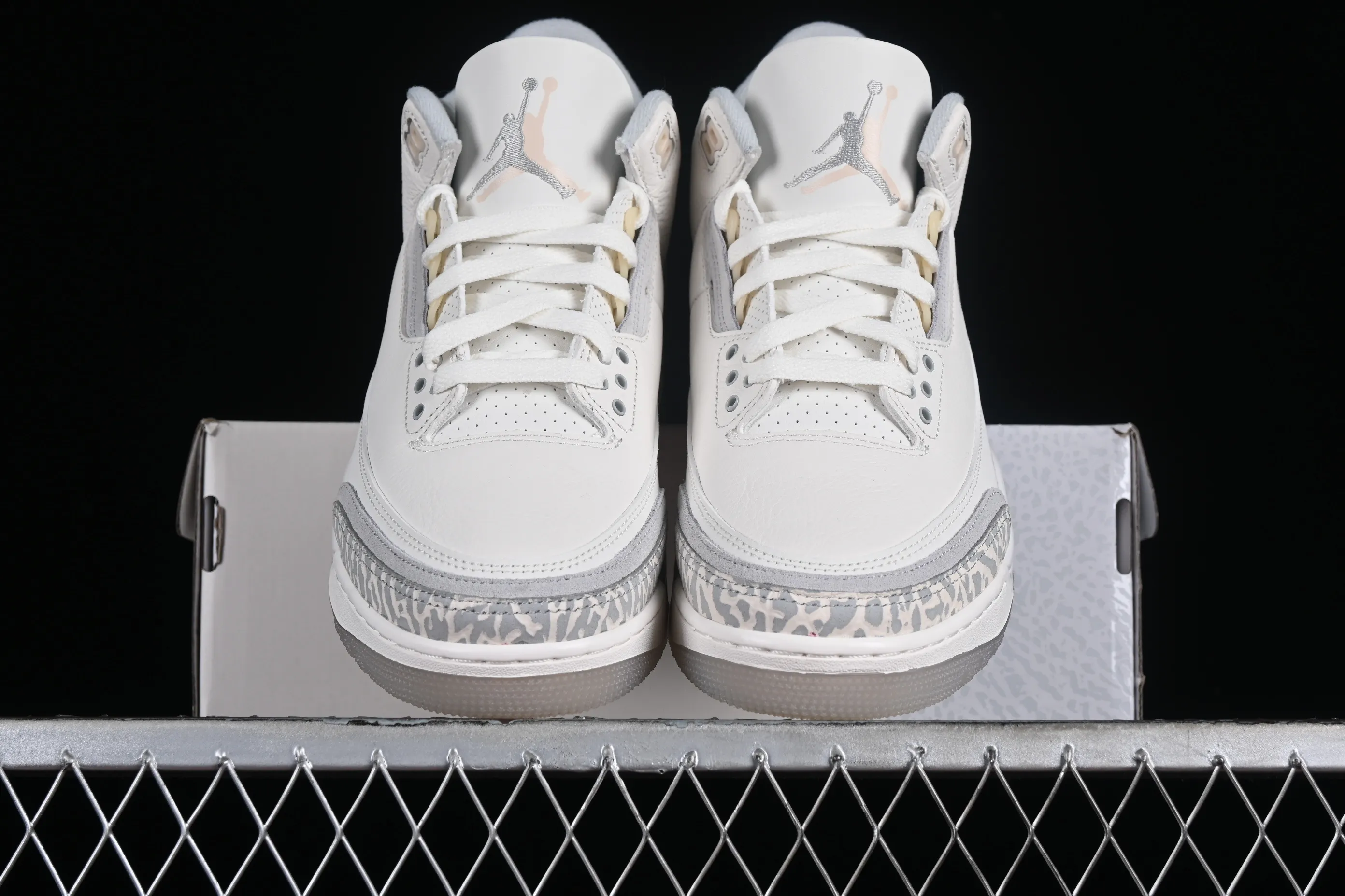 All categories Air Jordan Jordan series basketball shoes Air Jordan 3 foreign trade version Air Jordan 3 "Craft Ivory" AJ3 Joe 3 ivory white full head layer FJ9479-100